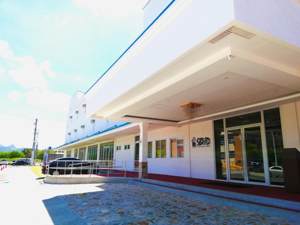 Subic Bay Hostel Olongapo Bagian luar foto